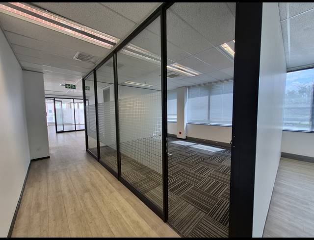 966M² OFFICE TO LET IN ROSEBANK